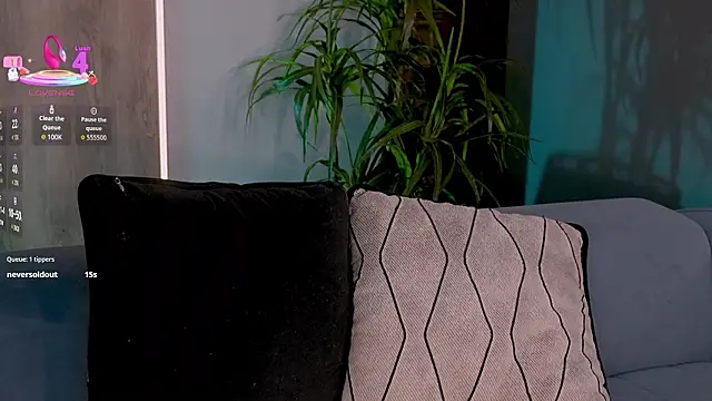 MadelineFox: απευθείας συνομιλία ΧΧΧ