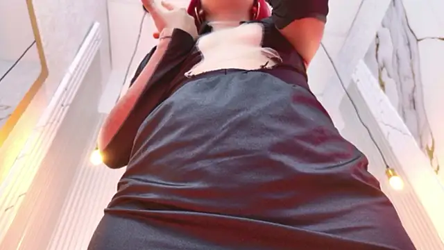 MichaelRossexxx élő XXX-chatje