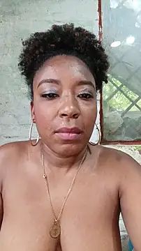 ChanneldelaCroix Live XXX-chat