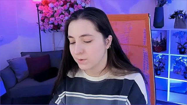 VirtuallVoyant 라이브 XXX 채팅