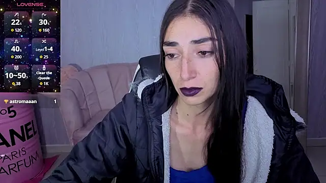 Maily_a_ élő XXX-chatje