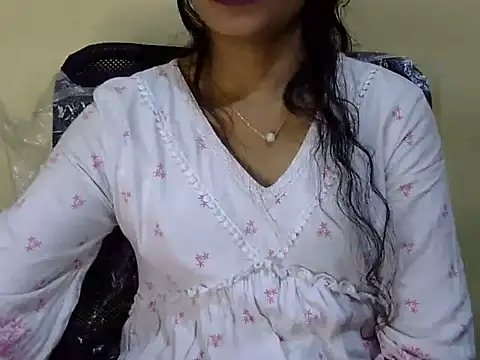 Shab_M Adlı Modelin Canlı XXX Sohbeti