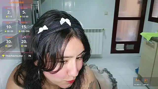 Chat +18 de Megan_hotwife_ ao vivo