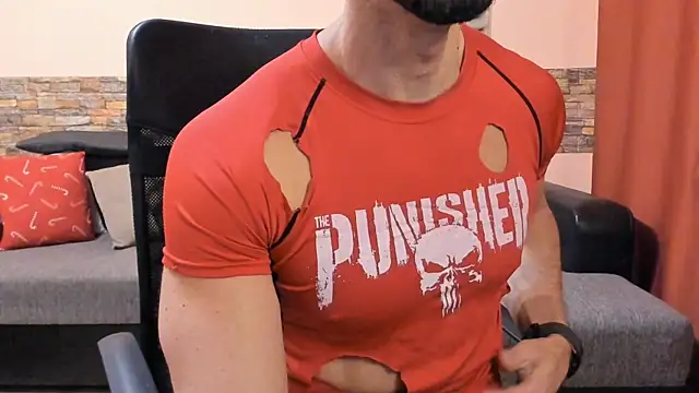 HotHunkTrainer Chat XXX in diretta