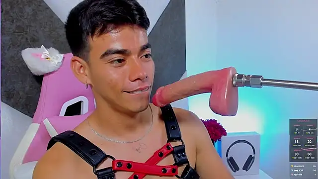 its_liam18 Adlı Modelin Canlı XXX Sohbeti