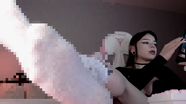 Chatroom XXX en direct de meowceline