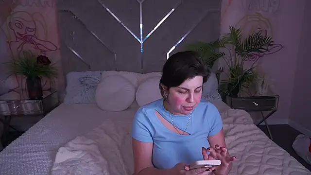 MirandaWong Live XXX Chat