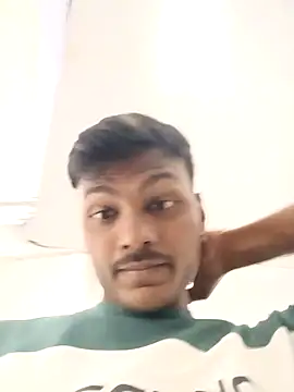 Michael514668 élő XXX-chatje