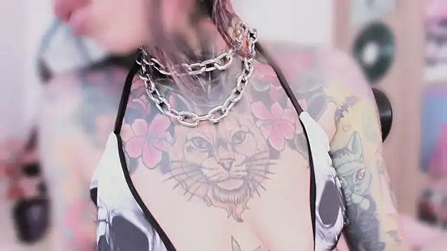 NikkiRamone: απευθείας συνομιλία ΧΧΧ