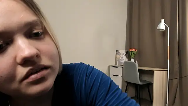 KeenaFigg Live XXX Chat