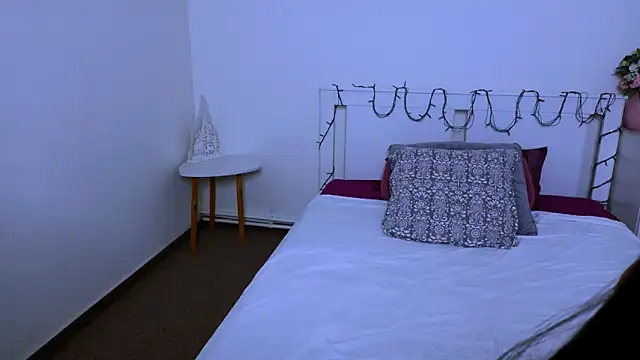 Show modela GabiCarter na web-kameri