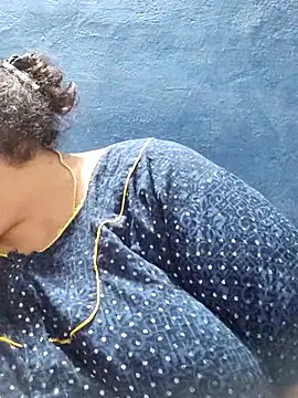 tamilthanushri – Naživo XXX chat