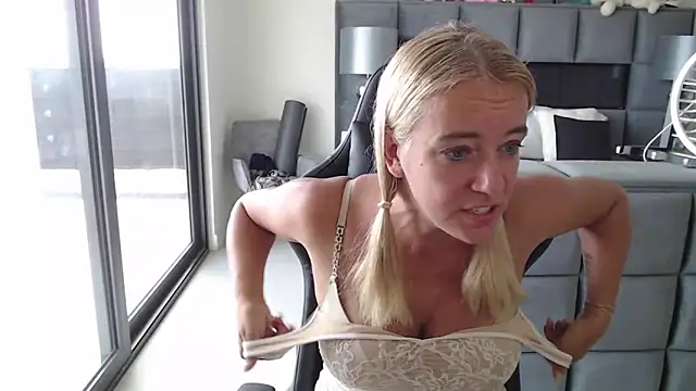 Wendysexyx Adlı Modelin Canlı XXX Sohbeti