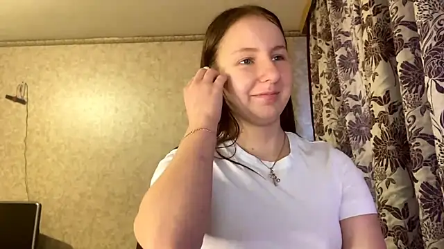 DanaRaven's Webcam Show