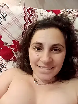 ShelaDiass Chat XXX in diretta