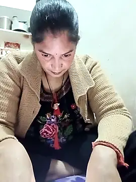 Mohni_love's Webcam Show