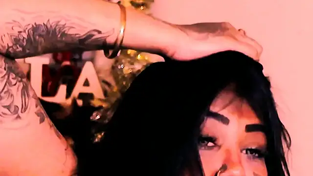 indian_dreamgirl Adlı Modelin Canlı XXX Sohbeti