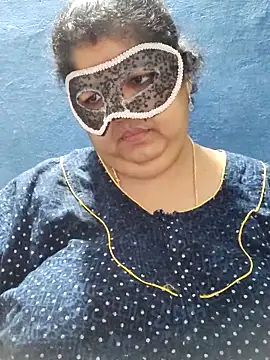 tamilthanushri – Naživo XXX chat