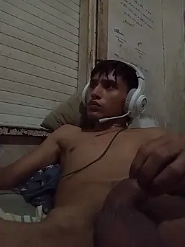 MYM69_- Show in webcam