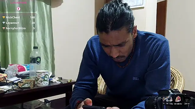 Pokazy przed kamerką – Gre3k_god