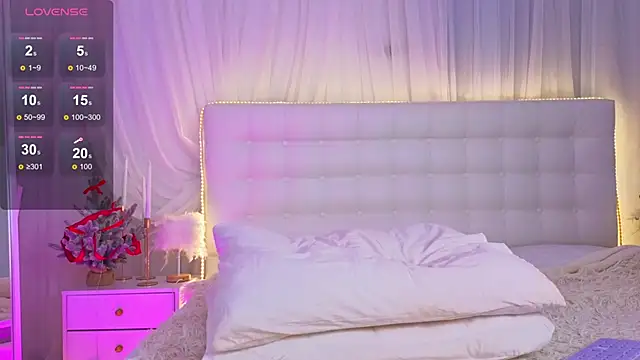 Chat XXX en directo de Monica_Leen