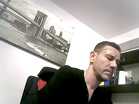 Chat XXX en directo de mastercharisma35