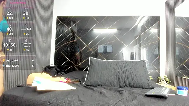 Chat XXX en directo de cloee-rabbyt