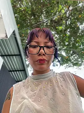 Онлайн чат XXX Namii_cute