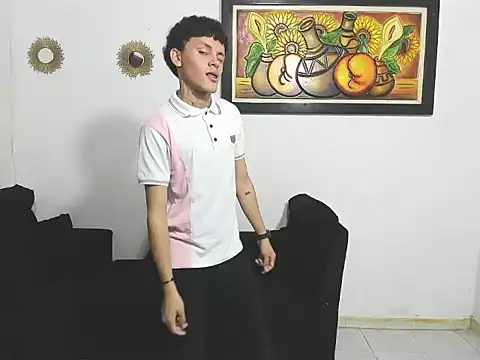 estremehotsex webkamerás műsora