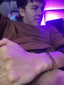 NaytonFreemanのライブXXXチャット