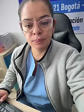 NATHALIA-28_ 现场XXX聊天