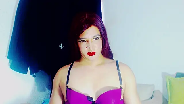 alexandrasexy32のウェブカメラショー