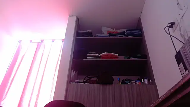 nicolle_milf1978 Live XXX-Chat