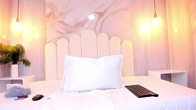 arietta_skinny's Live XXX Chat