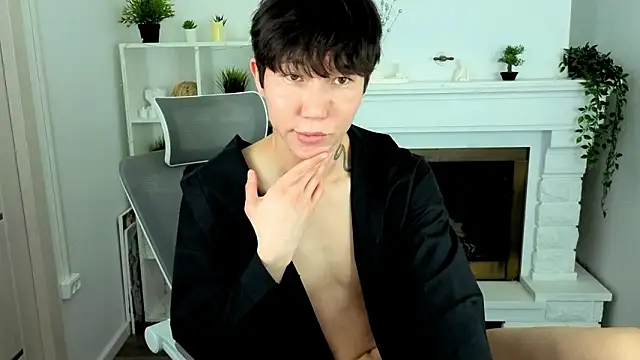 Chat XXX en directo de YugoAsian