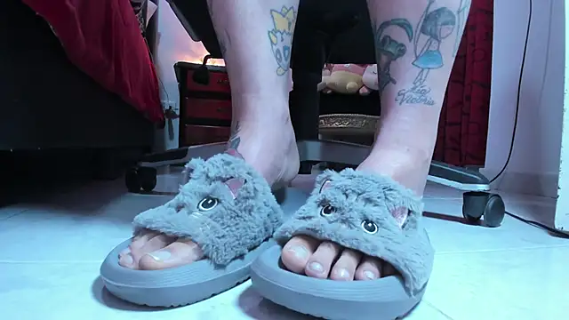 Taraa_Fox élő XXX-chatje