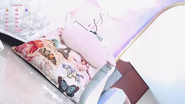 adara_le Adlı Modelin Canlı XXX Sohbeti