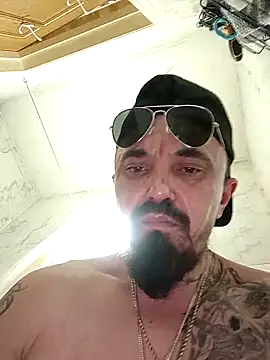 ClonicKaaba's Live XXX Chat