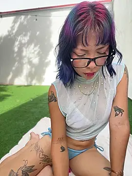 Namii_cute webcam show