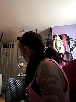 Chat XXX ao vivo de Tefannyy_