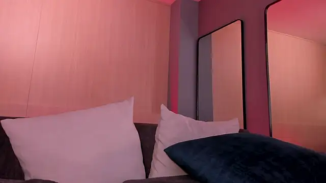 ErikaBenz_ Obrolan Langsung XXX