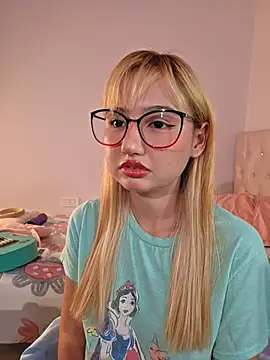 Pinkie_Princes: онлайн-секс-чат