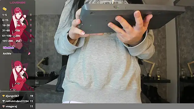 crystaldarliing's Live XXX Chat