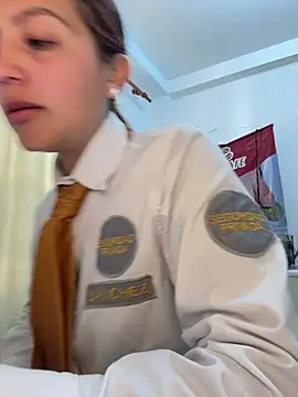 Emily-7_'s Live XXX Chat