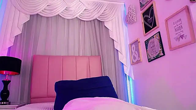 Chat +18 de IsabelleDaza ao vivo