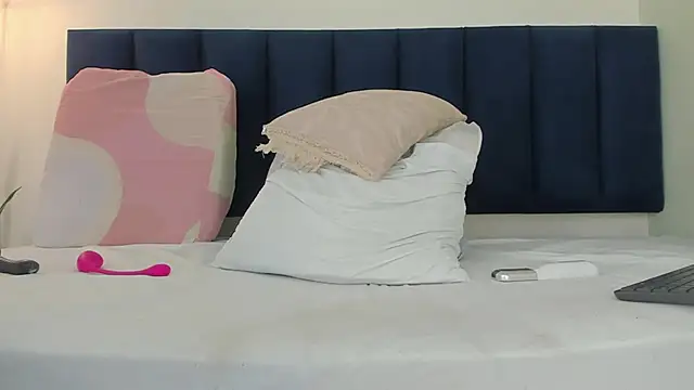 mayaevansmg Live XXX Chat