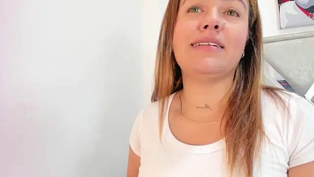 Alexandra_TorressのライブXXXチャット