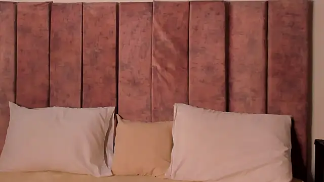 Chat +18 de SelenaGmez ao vivo