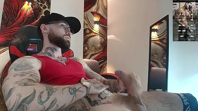 Pokazy przed kamerką – Luke_davis01