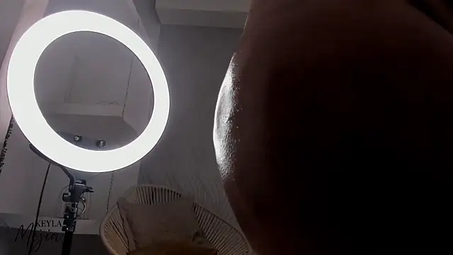 Chatroom XXX en direct de keyla_mejia